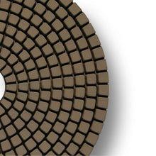 Load image into Gallery viewer, Zered™ 4&quot; Concrete Polishing Pad 7 Step with Buff Option
